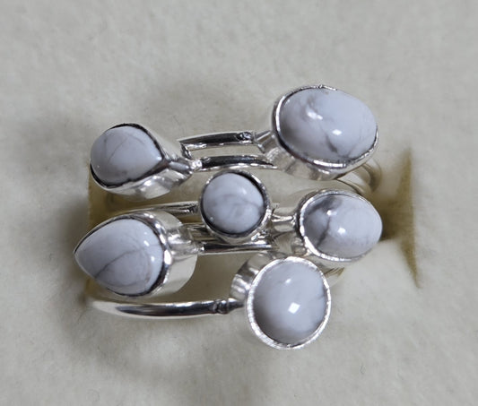 Size 7 Howlite