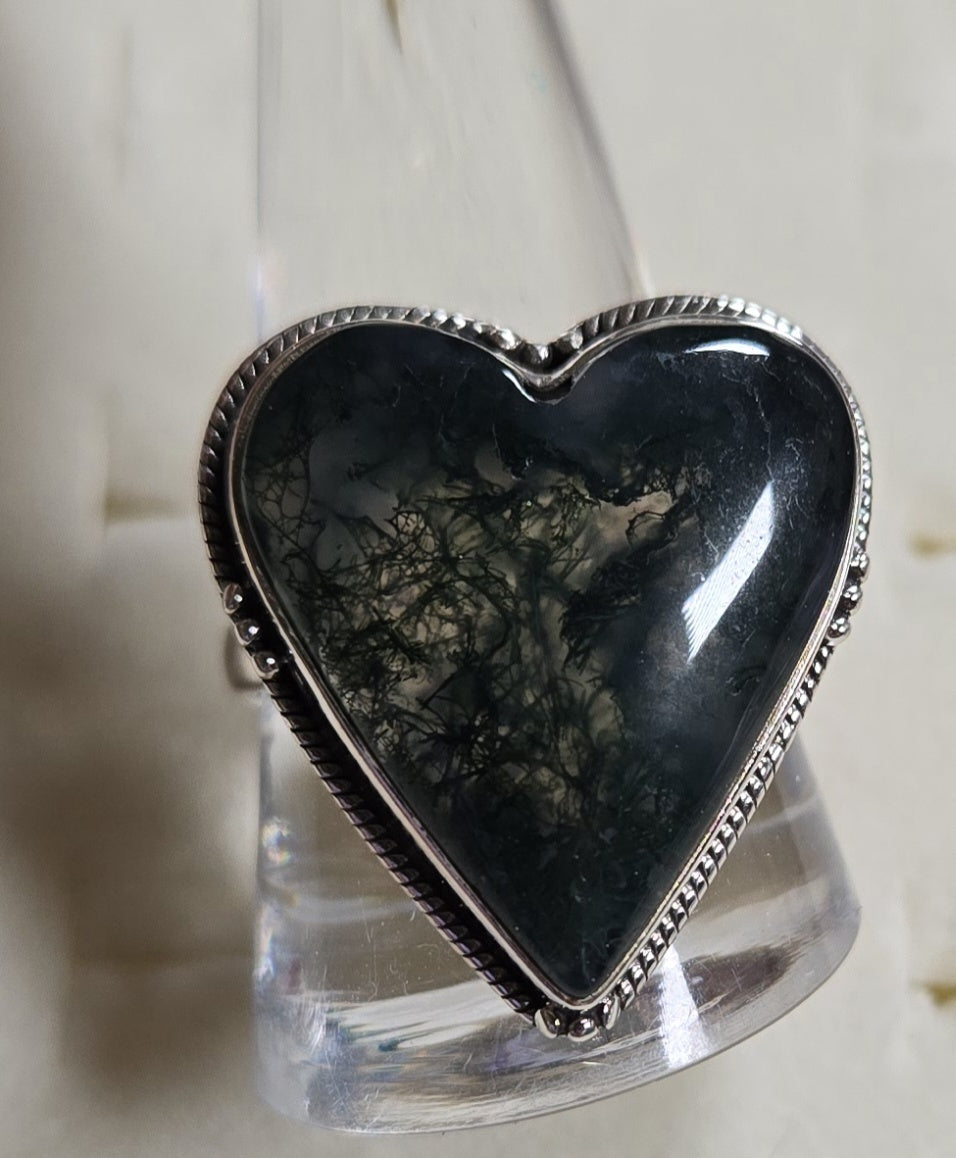 Size 12 Moss Agate